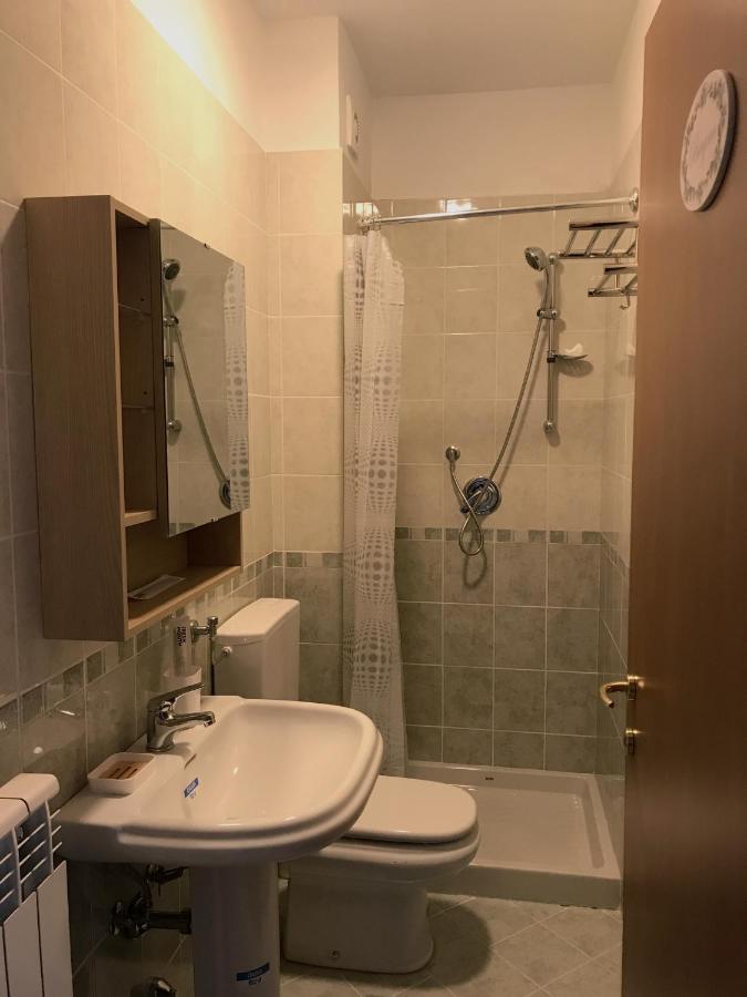 "Coccole Nel Borgo" 2Min To Outlet Apartment With Terrace Serravalle Scrivia Exterior foto